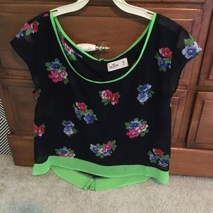 Hollister Flowy Cropped Top